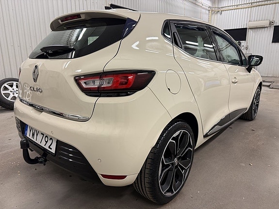 Renault Clio 4 of 24