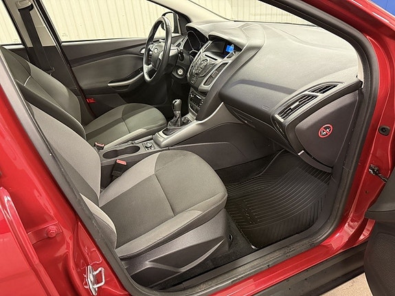 Ford Focus 11 of 21