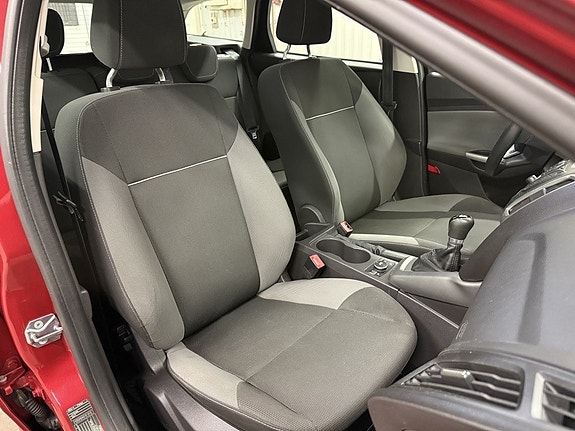 Ford Focus 12 of 21