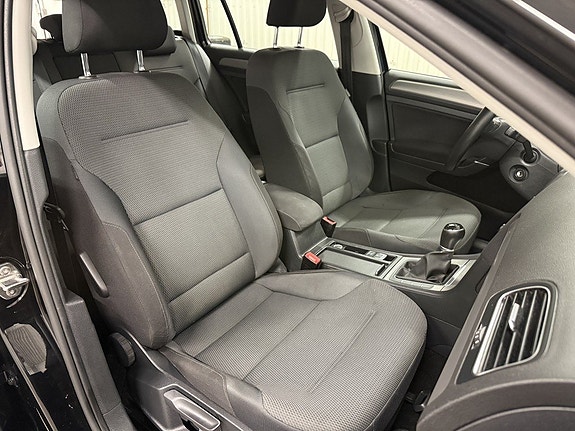 Volkswagen Golf I 11 of 29