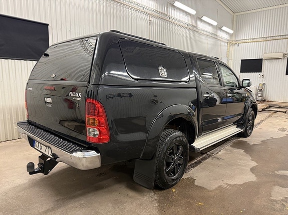 Toyota HiLux 5 of 22