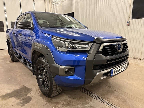 Toyota HiLux 3 of 22