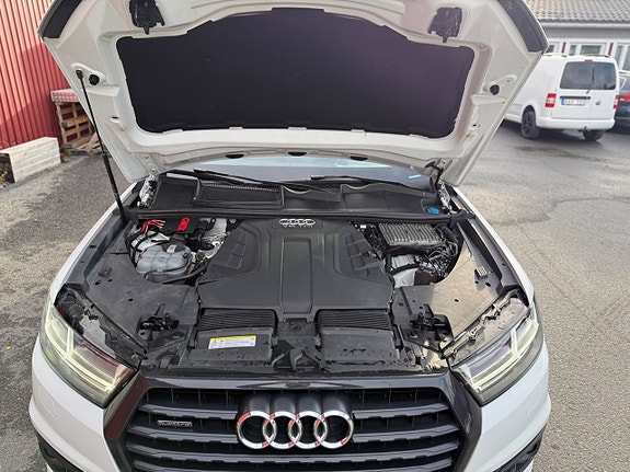 Audi Q7 26 of 27