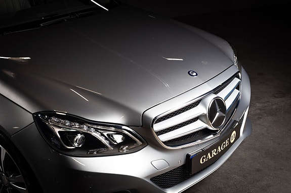 Mercedes-Benz E350 9 of 28
