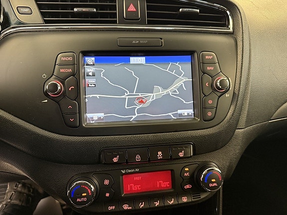 Kia Ceed 16 of 22