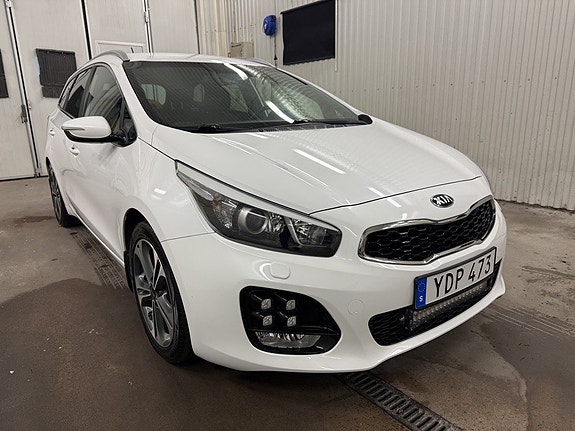 Kia Ceed 4 of 22