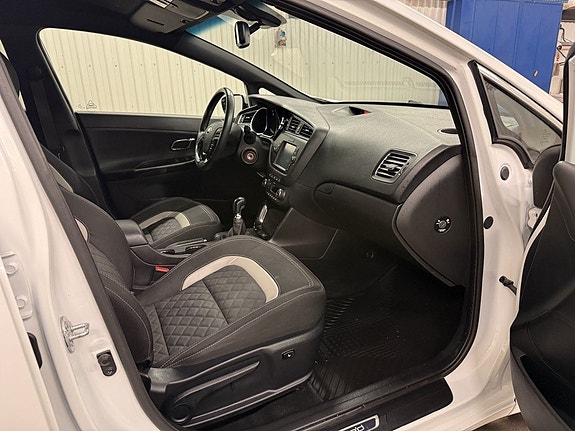 Kia Ceed 11 of 22