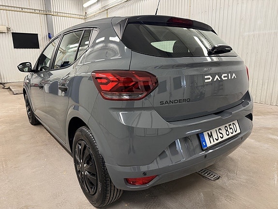 Dacia Sandero 2 of 19