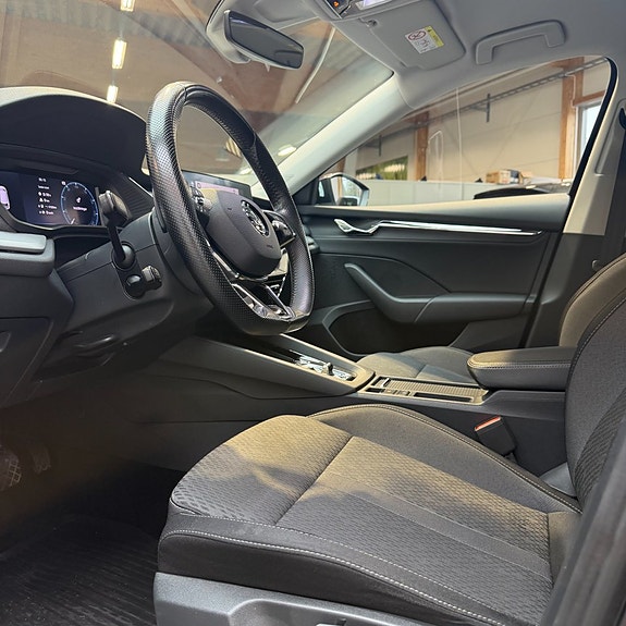Skoda Octavia 8 of 12