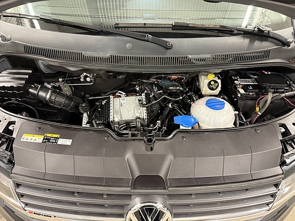 Volkswagen Transporter 19 of 21