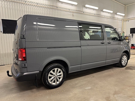 Volkswagen Transporter 6 of 21