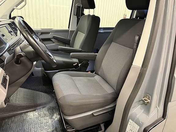 Volkswagen Transporter 14 of 21