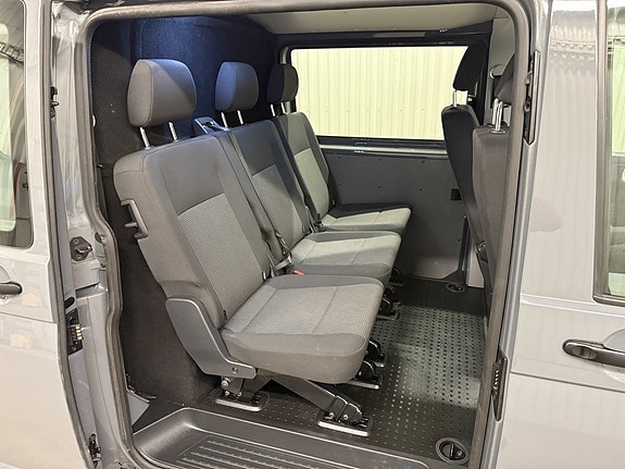 Volkswagen Transporter 8 of 21
