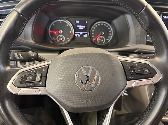 Volkswagen Transporter 18 of 21