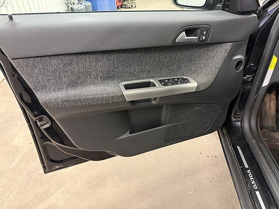 Volvo V50 11 of 20
