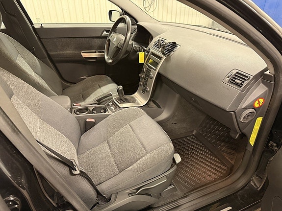 Volvo V50 9 of 20