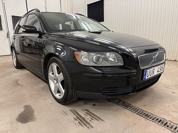 Volvo V50 3 of 20