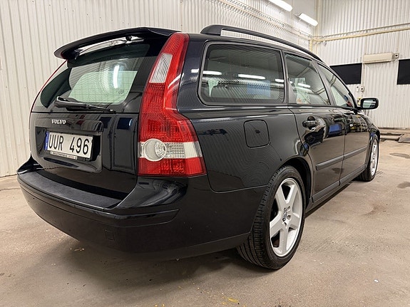 Volvo V50 4 of 20