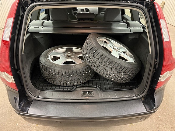 Volvo V50 7 of 20