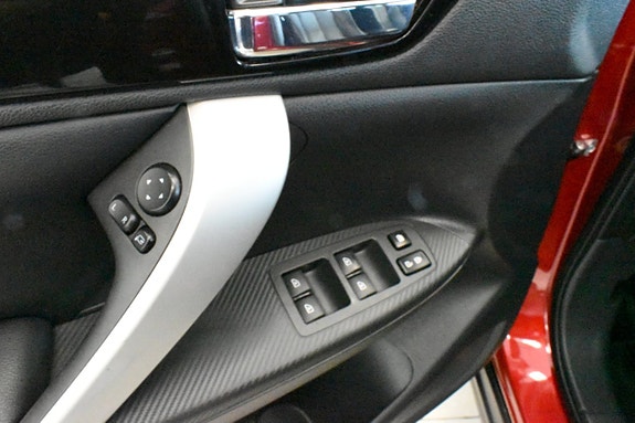 Mitsubishi Eclipse Cross 14 of 24