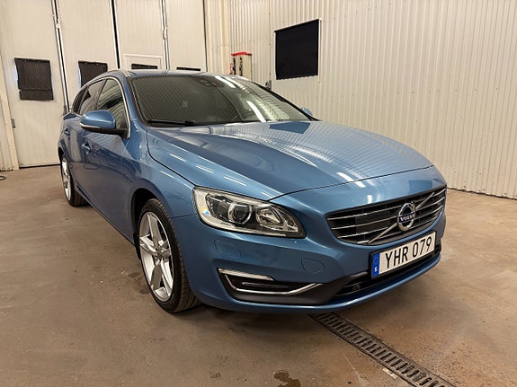 Volvo V60 3 of 26