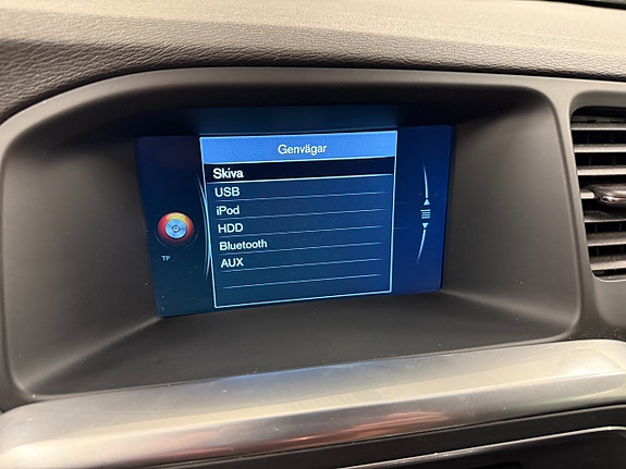 Volvo V60 18 of 26