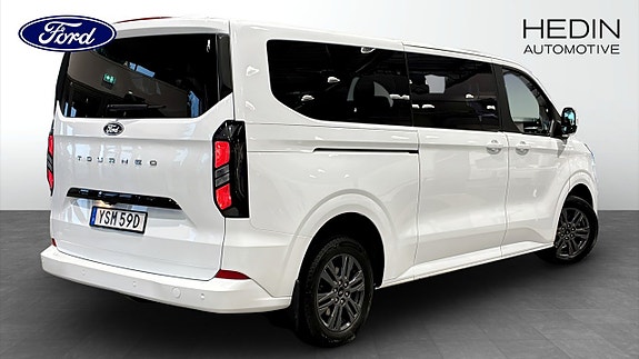 Ford Custom Tourneo 2 of 20