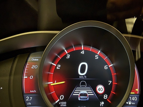 Volvo V70 19 of 26