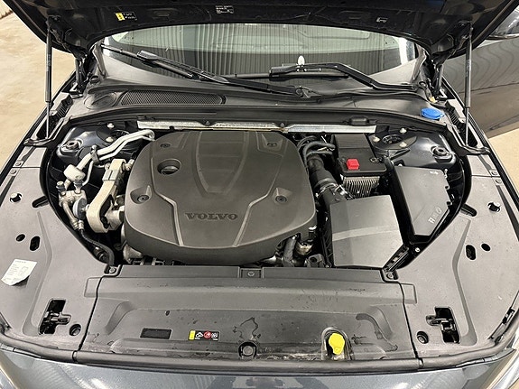 Volvo V90 23 of 27