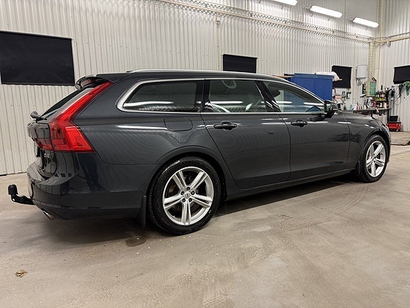 Volvo V90 6 of 27