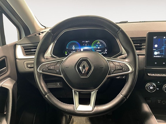 Renault Captur 10 of 17