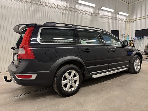 Volvo XC70 6 of 23