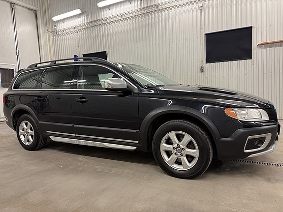 Volvo XC70 5 of 23