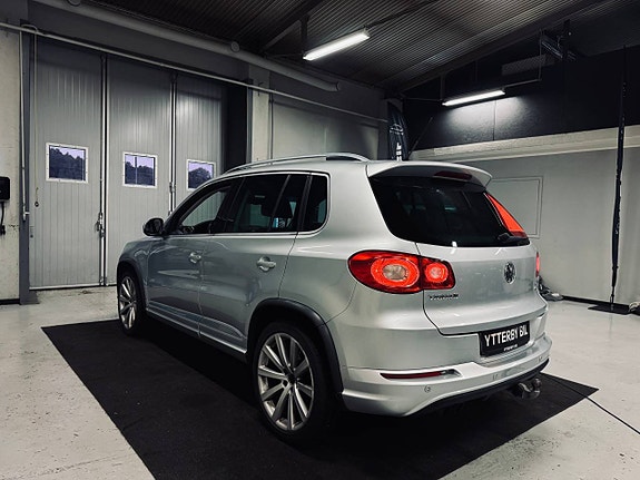 Volkswagen Tiguan R-LINE Panorama 2.0 TSI 4-Motion Nyregg! 4 of 12