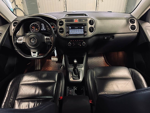 Volkswagen Tiguan R-LINE Panorama 2.0 TSI 4-Motion Nyregg! 10 of 12