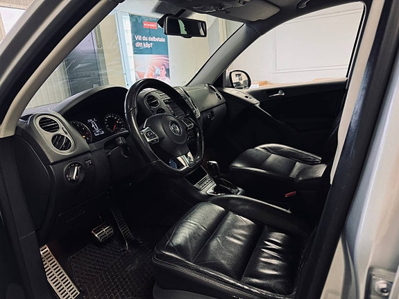 Volkswagen Tiguan R-LINE Panorama 2.0 TSI 4-Motion Nyregg! 7 of 12