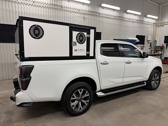 Isuzu D-max 6 of 24