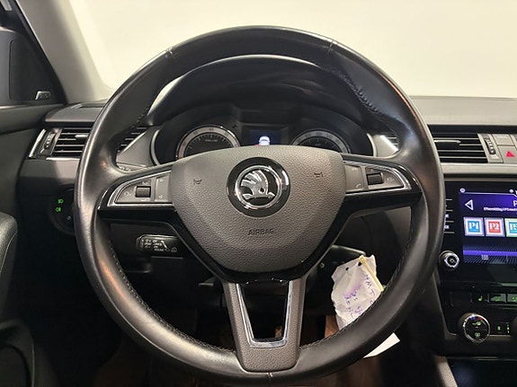Skoda Octavia 11 of 17