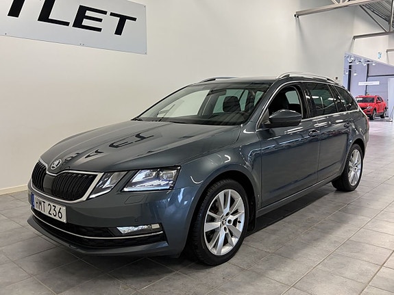 Skoda Octavia 2 of 17