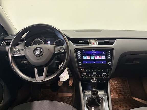 Skoda Octavia 10 of 17