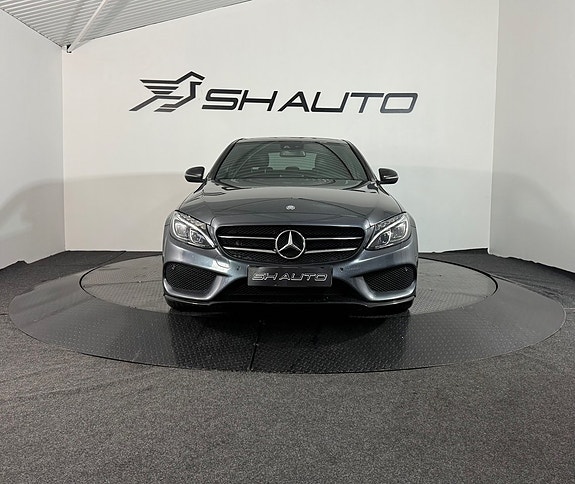 Mercedes-Benz C220 d 2 of 18