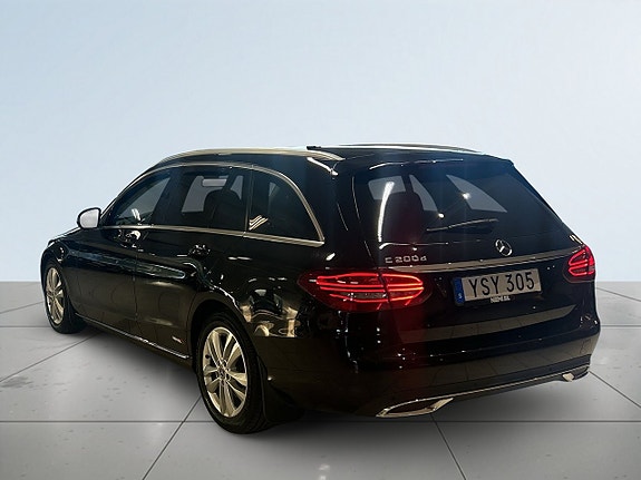 Mercedes-Benz C200 5 of 19