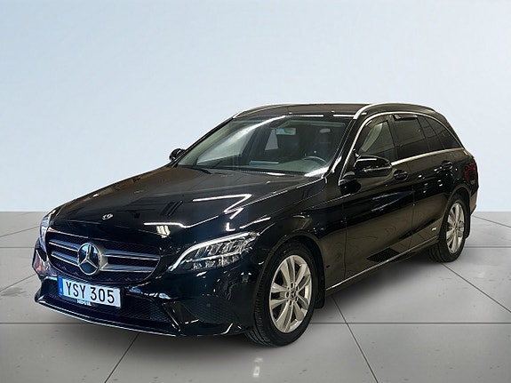 Mercedes-Benz C200 16 of 19