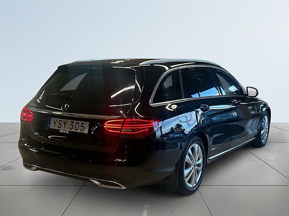 Mercedes-Benz C200 6 of 19