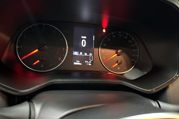 Renault Clio 14 of 15