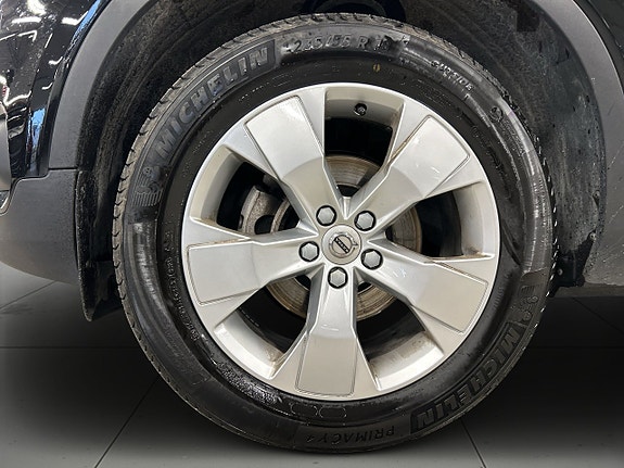Volvo XC40 14 of 19