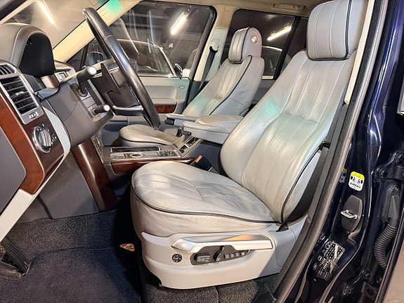 Land Rover Range Rover 9 of 30