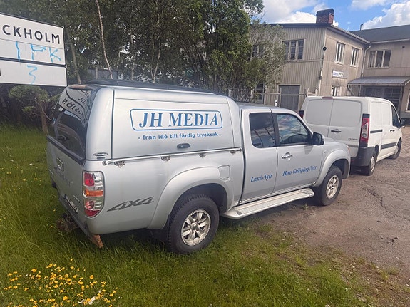 Mazda BT-50 2 of 5
