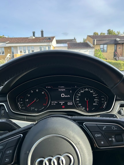 Audi A5 4 of 5