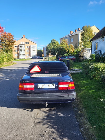 Volvo 940 3 of 8